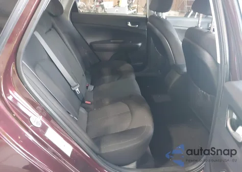 2017 Kia Optima Lx из США, поврежденный, VIN 5XXGT4L34HG133681